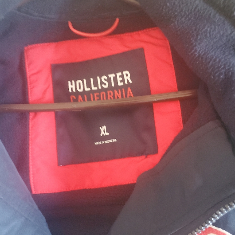 Jacket - Picture 5 of 6